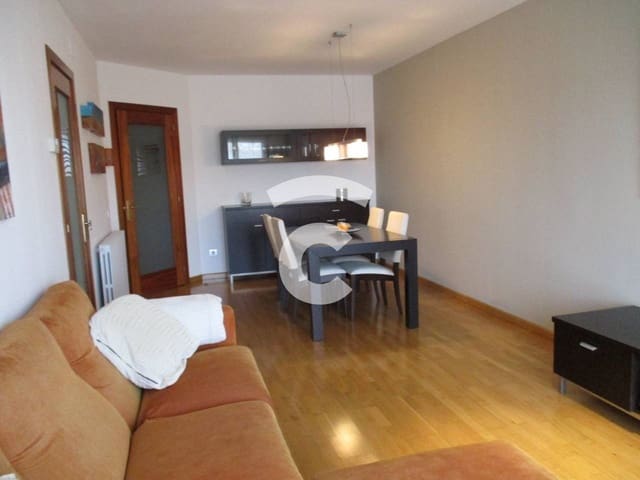 Appartement de 3 chambres à louer à Vic - 650 € (Ref: 10031352)