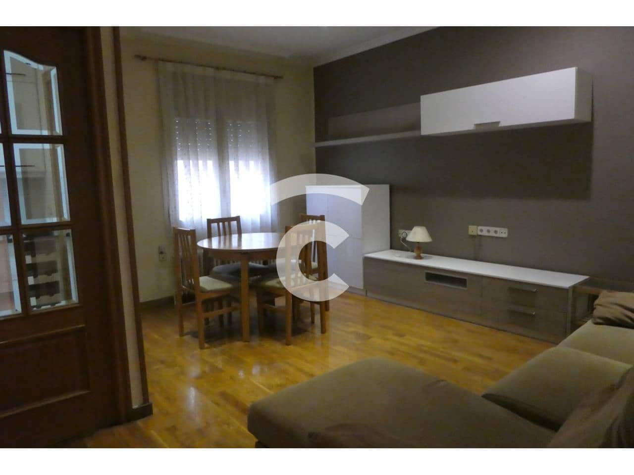 3 camera da letto Appartamento da affittare in Vic - 594 € (Rif: 10048655)