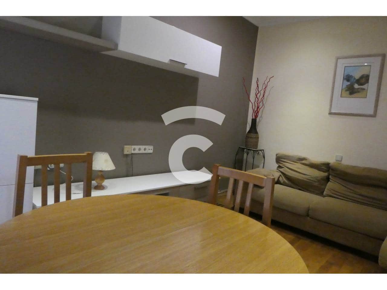 3 camera da letto Appartamento da affittare in Vic - 594 € (Rif: 10048655)