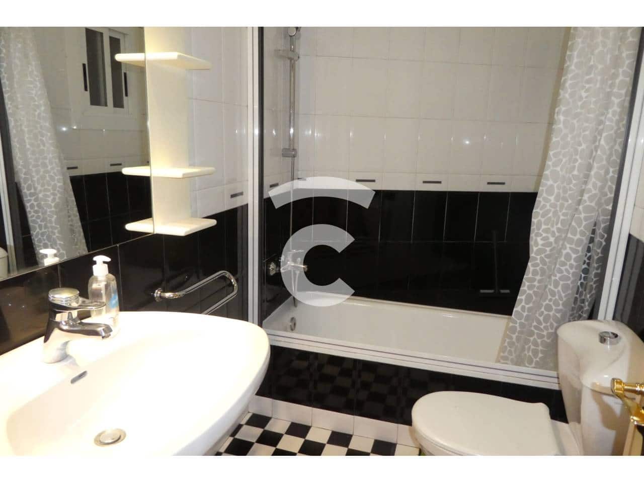 3 camera da letto Appartamento da affittare in Vic - 594 € (Rif: 10048655)