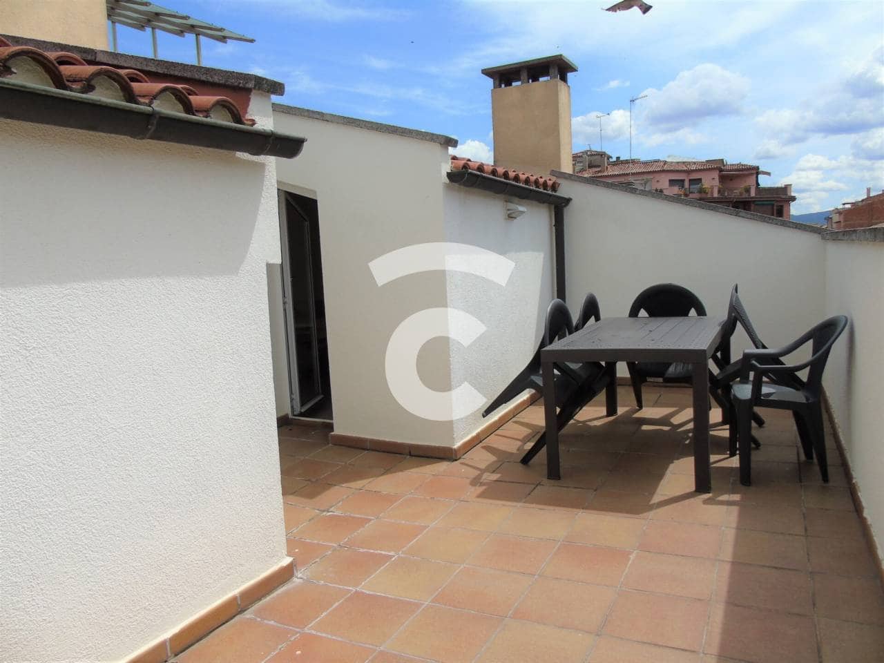 4 slaapkamer Appartement te huur in Vic - € 458 (Ref: 10048656)