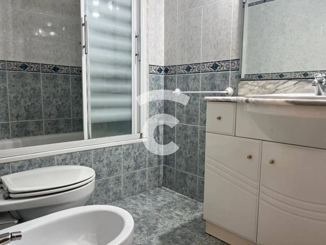 5 soveværelse Lejlighed til salg i Torelló - € 197.000 (Ref: 10085337)