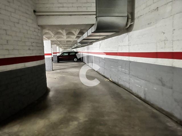 Garasje til salgs i Vic - € 11 500 (Ref: 10088786)