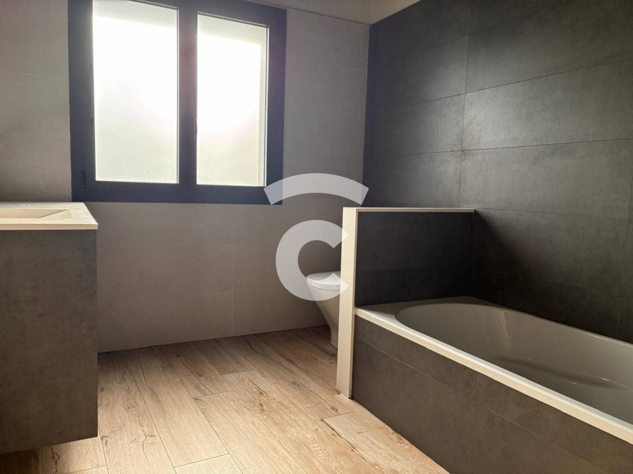 3 slaapkamer Finca/Landhuis te huur in Calldetenes met garage - € 1.222 (Ref: 10101300)