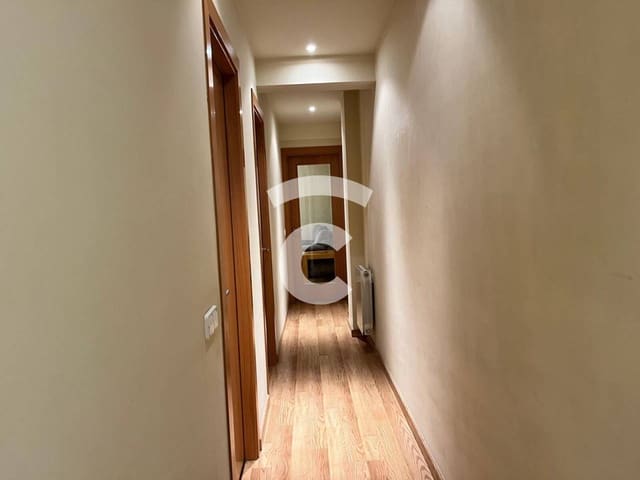 Piso de 2 habitaciones en Vic en alquiler - 631 € (Ref: 10157137)