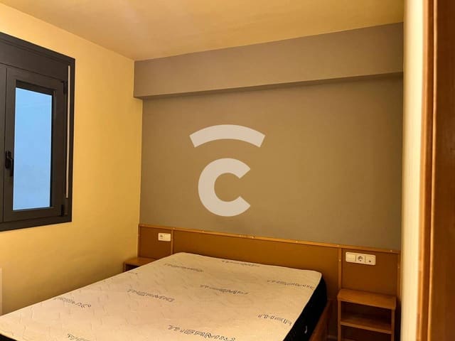 Piso de 2 habitaciones en Vic en alquiler - 631 € (Ref: 10157137)