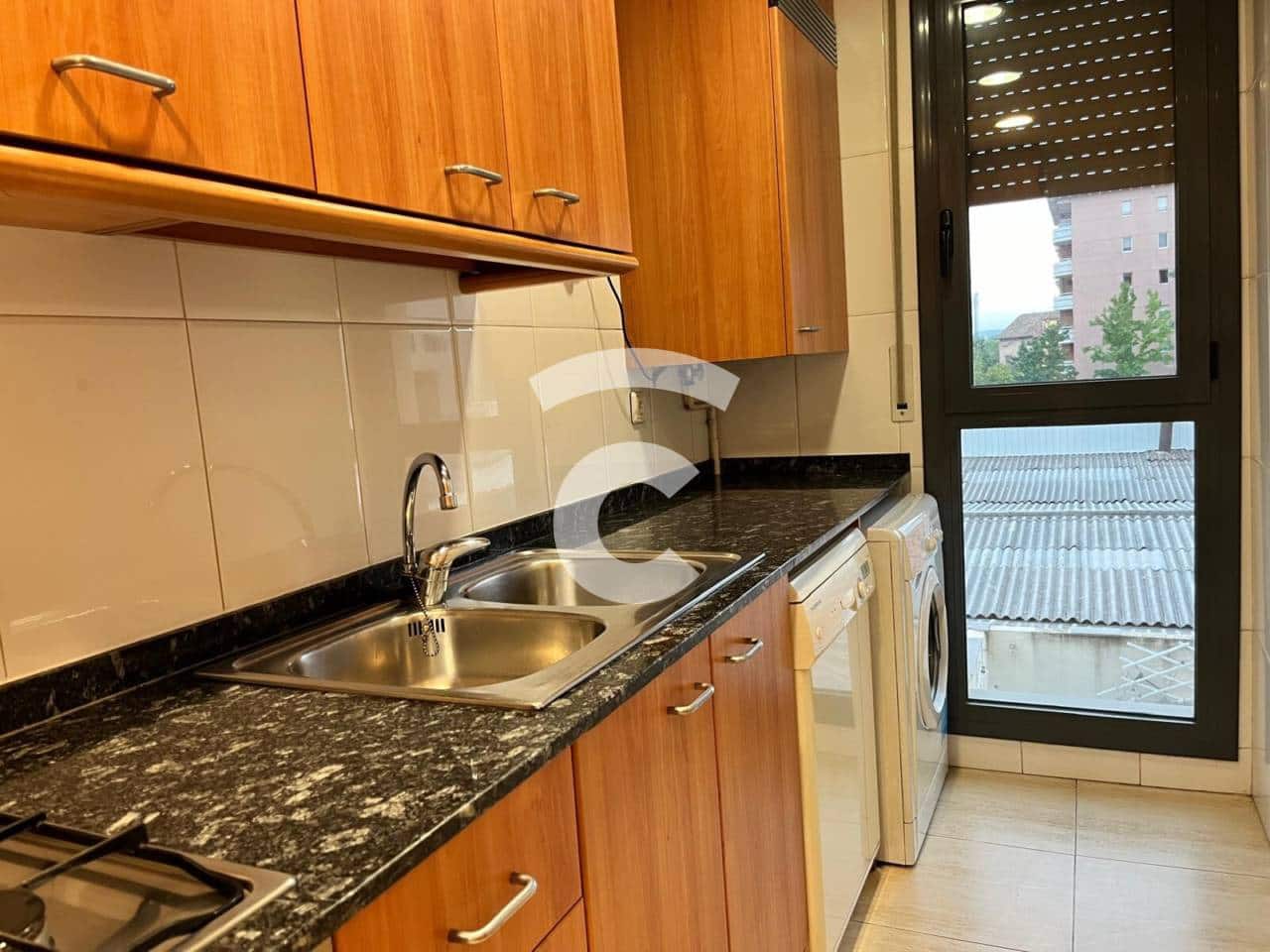 2 quarto Apartamento para arrendar em Vic - 631 € (Ref: 10157137)
