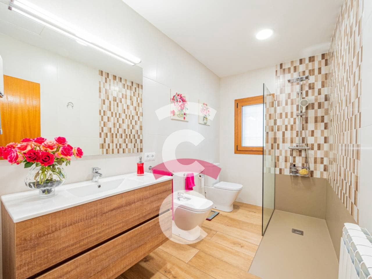 3 sypialnia Willa na sprzedaż w Perafita z basenem garażem - 440 650 € (Ref: 8534658)