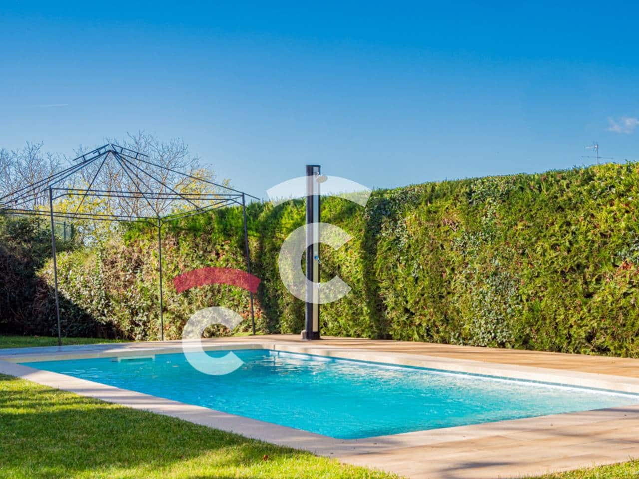 3 sypialnia Willa na sprzedaż w Perafita z basenem garażem - 440 650 € (Ref: 8534658)