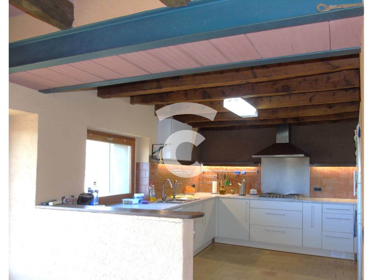 4 sypialnia Finka/Dom wiejski na sprzedaż w Les Llosses z garażem - 680 000 € (Ref: 8534667)