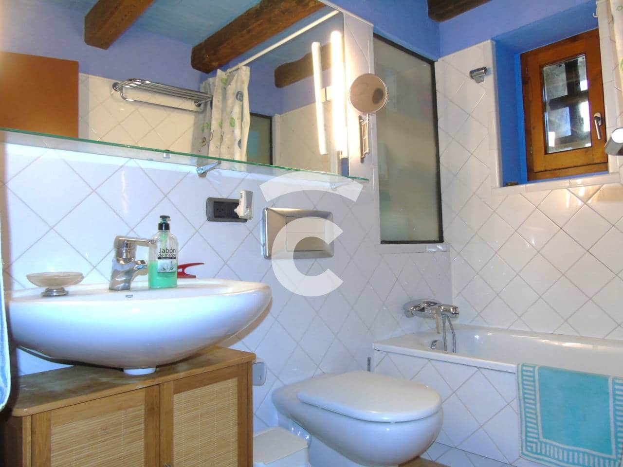 4 sypialnia Finka/Dom wiejski na sprzedaż w Les Llosses z garażem - 680 000 € (Ref: 8534667)