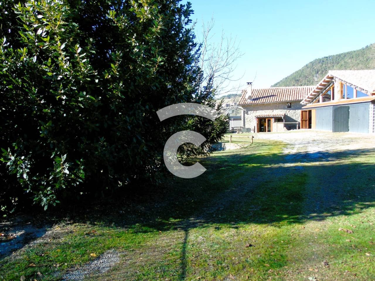 4 sypialnia Finka/Dom wiejski na sprzedaż w Les Llosses z garażem - 680 000 € (Ref: 8534667)