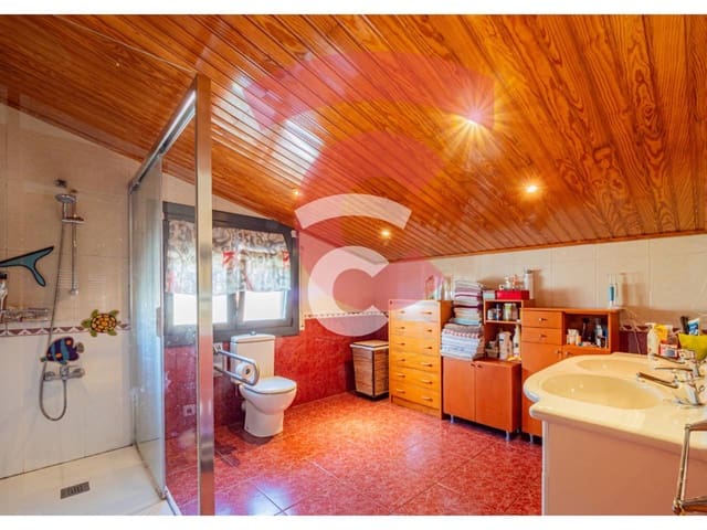 Piso de 3 habitaciones en Gurb en venta con garaje - 280.000 € (Ref: 9331134)