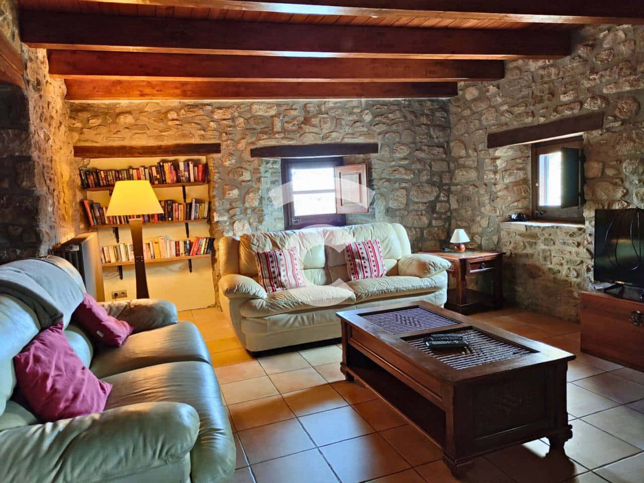 7 sovrum Finca/Hus på landet till salu i Mieres med pool garage - 995 000 € (Ref: 9331136)