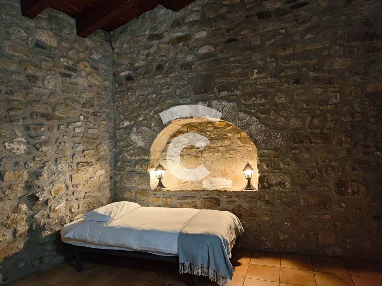 7 sovrum Finca/Hus på landet till salu i Mieres med pool garage - 995 000 € (Ref: 9331136)