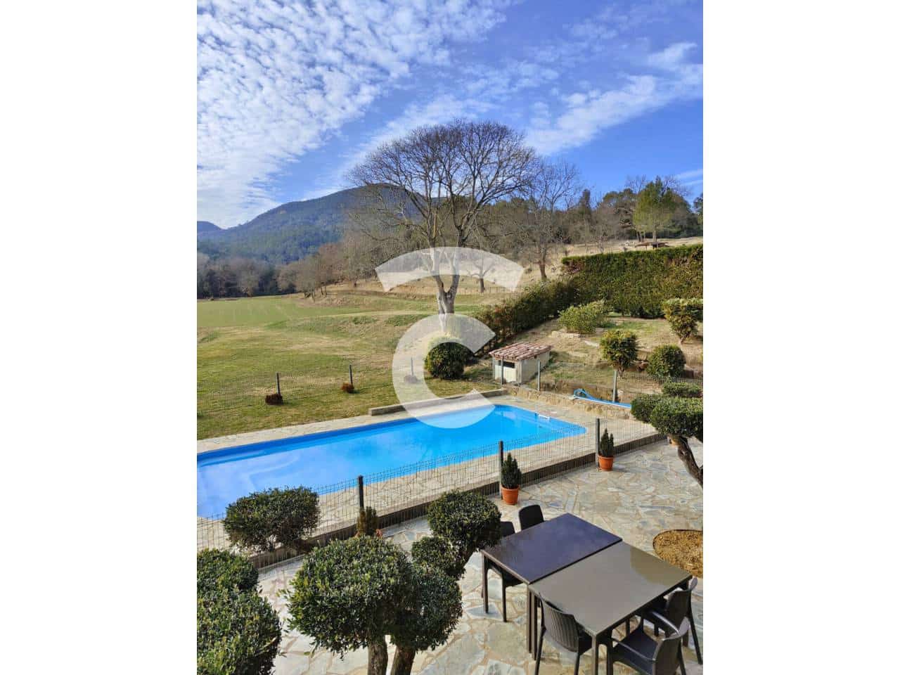 7 sovrum Finca/Hus på landet till salu i Mieres med pool garage - 995 000 € (Ref: 9331136)