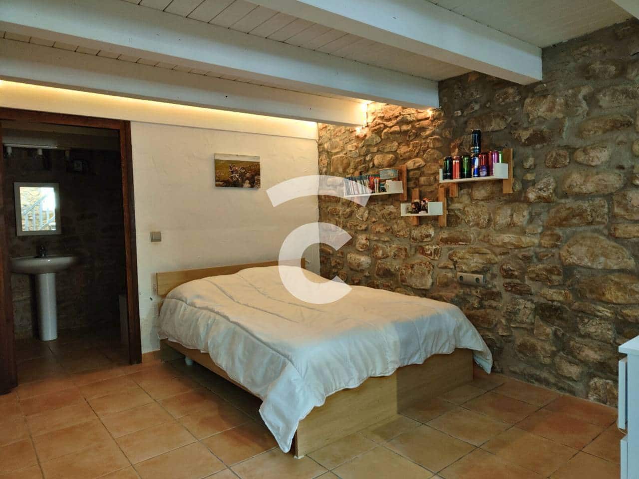 7 sovrum Finca/Hus på landet till salu i Mieres med pool garage - 995 000 € (Ref: 9331136)