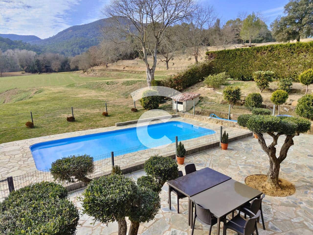 7 sovrum Finca/Hus på landet till salu i Mieres med pool garage - 995 000 € (Ref: 9331136)