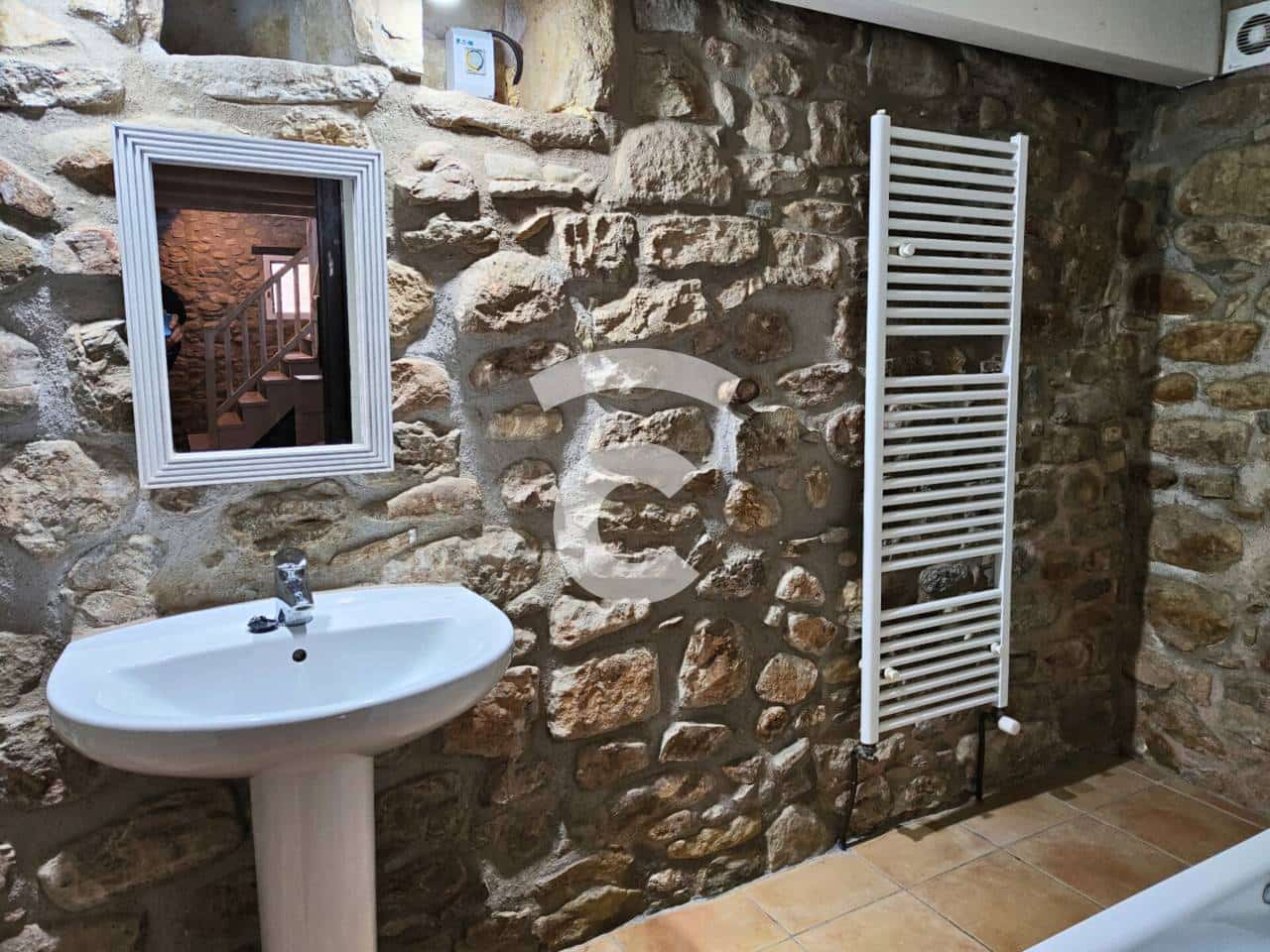 7 sovrum Finca/Hus på landet till salu i Mieres med pool garage - 995 000 € (Ref: 9331136)