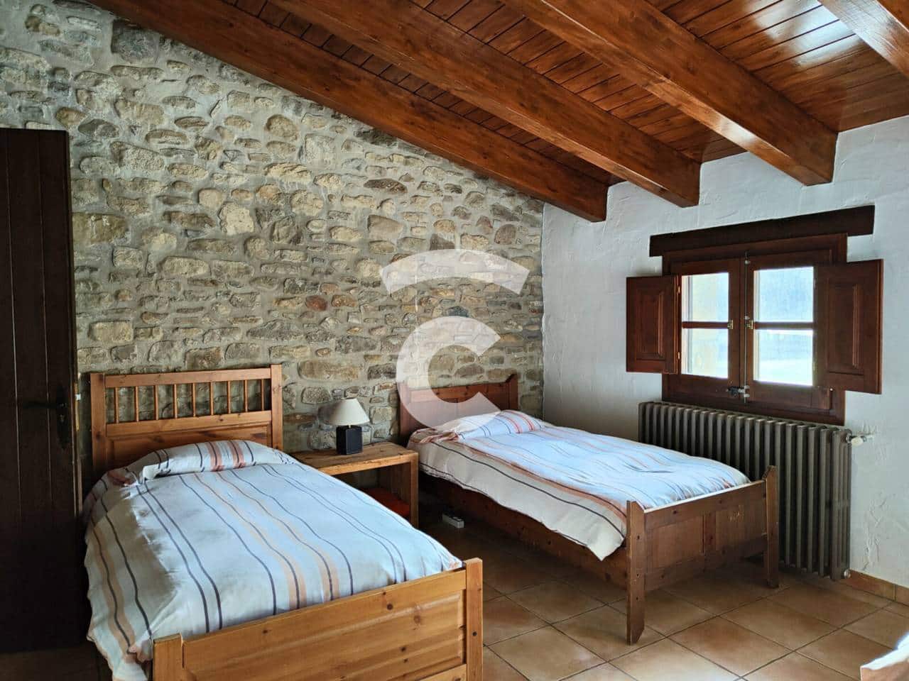 7 sovrum Finca/Hus på landet till salu i Mieres med pool garage - 995 000 € (Ref: 9331136)