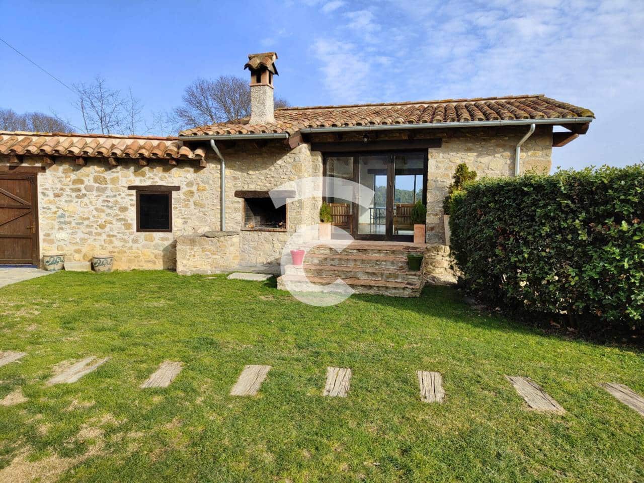 7 sovrum Finca/Hus på landet till salu i Mieres med pool garage - 995 000 € (Ref: 9331136)