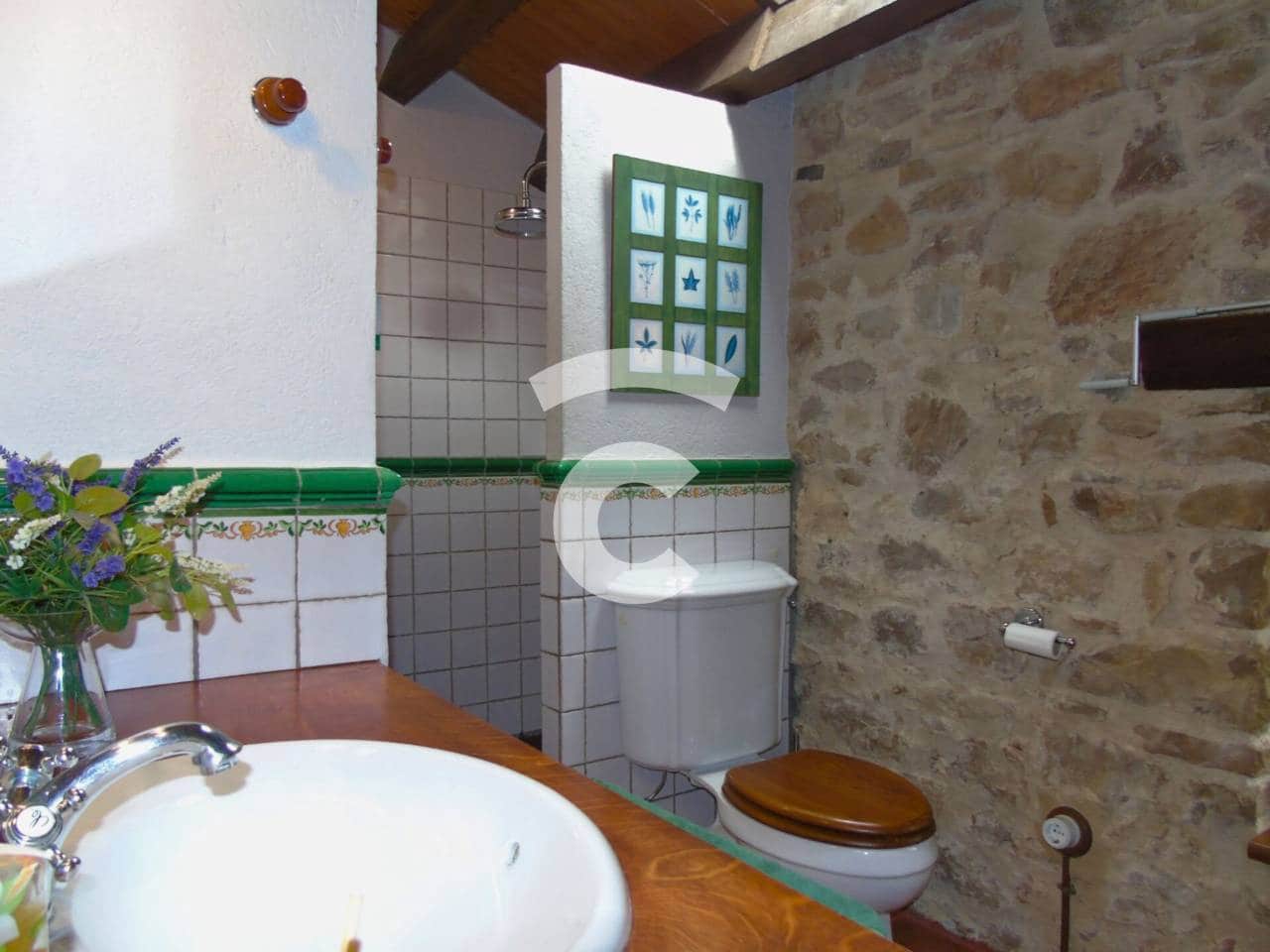 6 camera da letto Finca/Casa di Campagna in vendita in Ripoll con piscina garage - 950.000 € (Rif: 9331138)