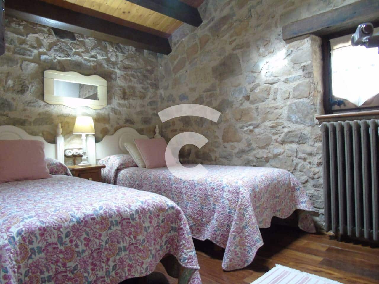 6 camera da letto Finca/Casa di Campagna in vendita in Ripoll con piscina garage - 950.000 € (Rif: 9331138)