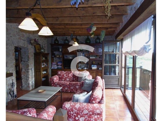 6 camera da letto Finca/Casa di Campagna in vendita in Ripoll con piscina garage - 950.000 € (Rif: 9331138)