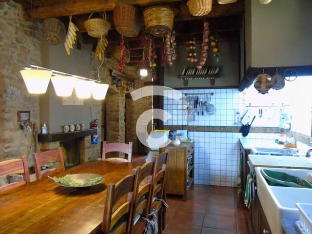 6 camera da letto Finca/Casa di Campagna in vendita in Ripoll con piscina garage - 950.000 € (Rif: 9331138)