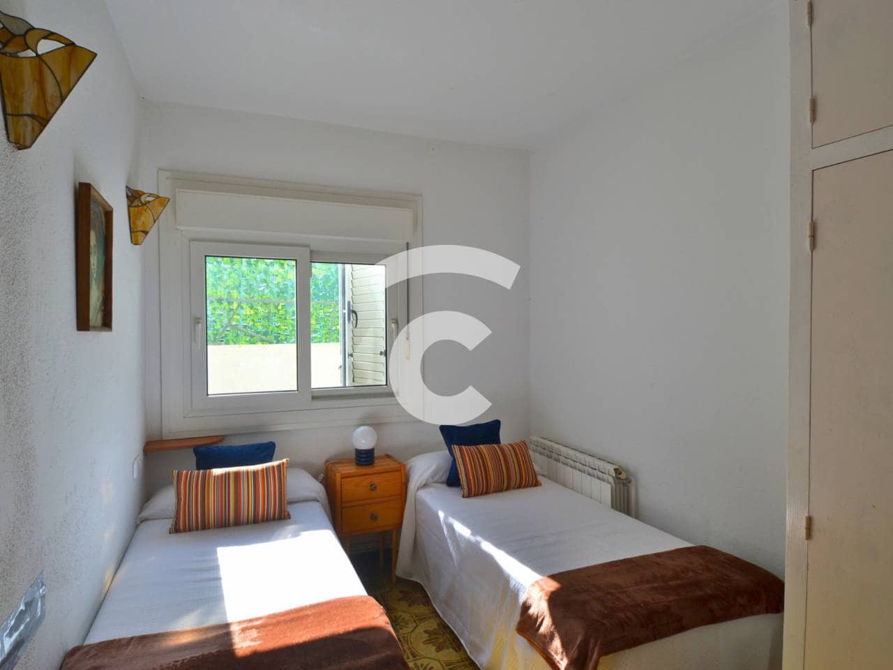 4 bedroom Villa for sale in Sant Feliu de Guixols with pool - € 350,000 (Ref: 9331144)