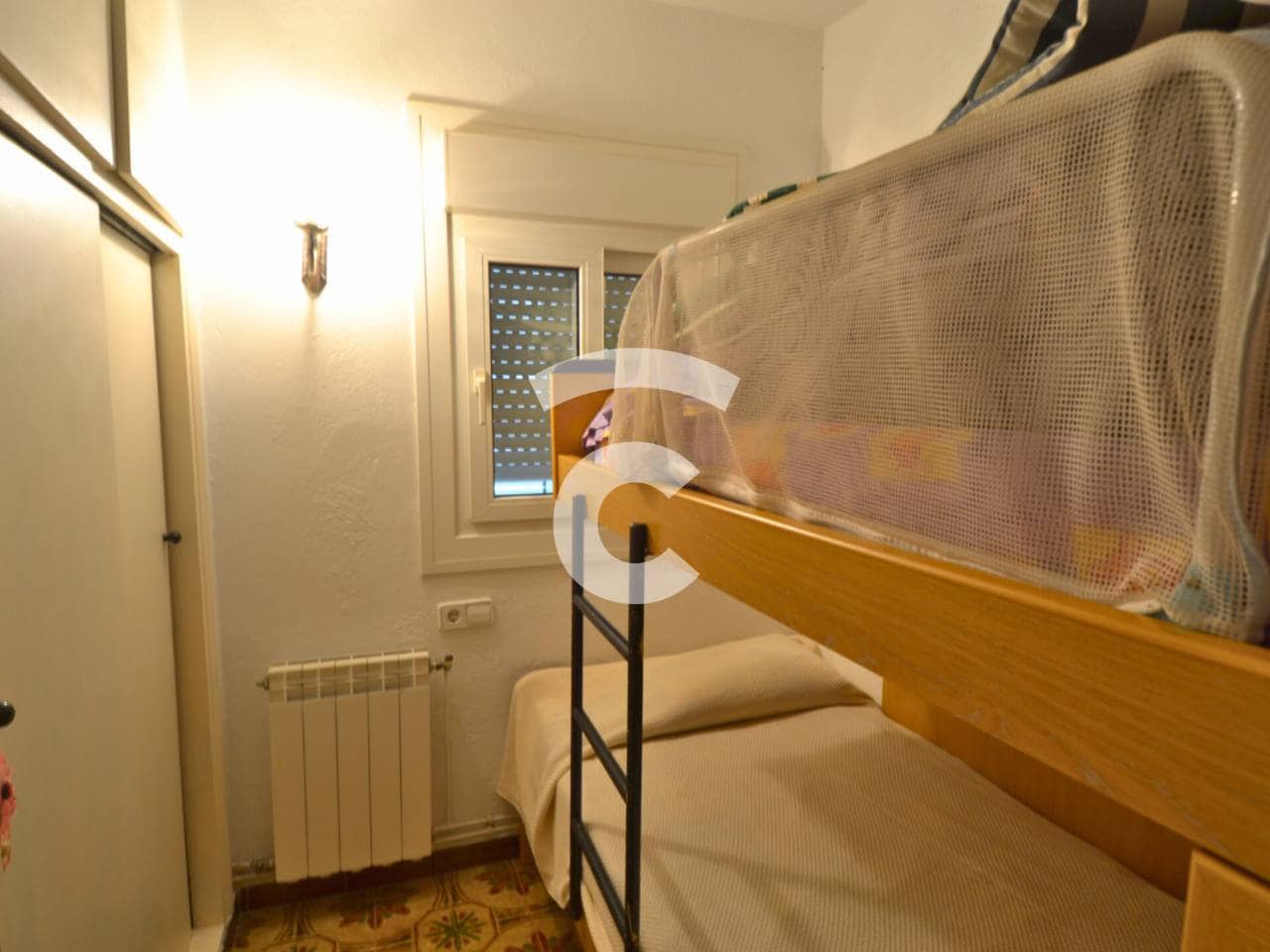 4 bedroom Villa for sale in Sant Feliu de Guixols with pool - € 350,000 (Ref: 9331144)