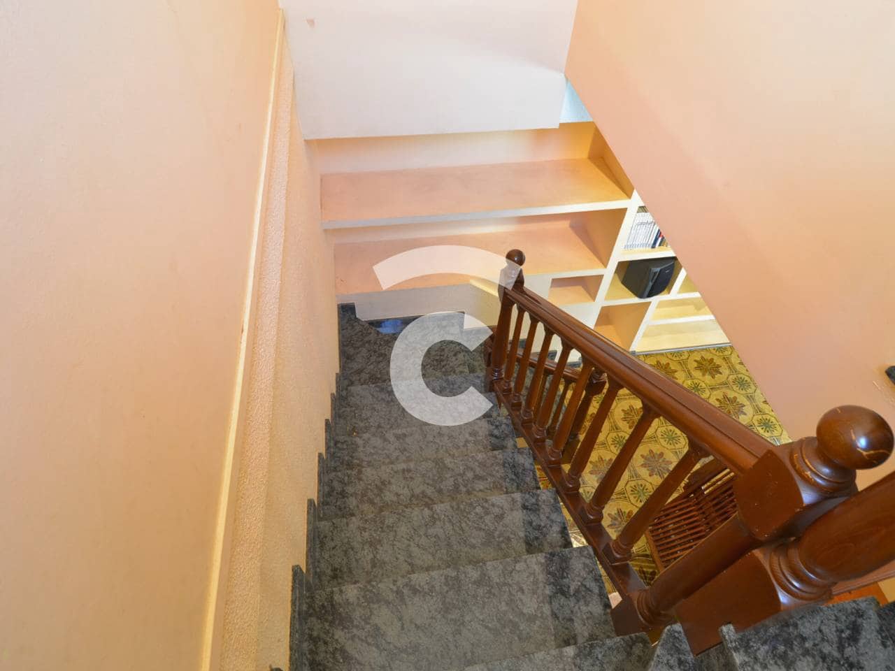 4 bedroom Villa for sale in Sant Feliu de Guixols with pool - € 350,000 (Ref: 9331144)