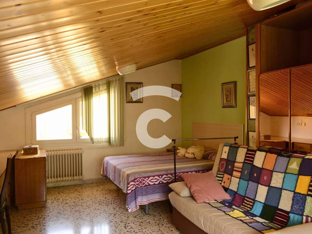 3 soveværelse Villa til salg i Ripoll med garage - € 410.000 (Ref: 9331148)