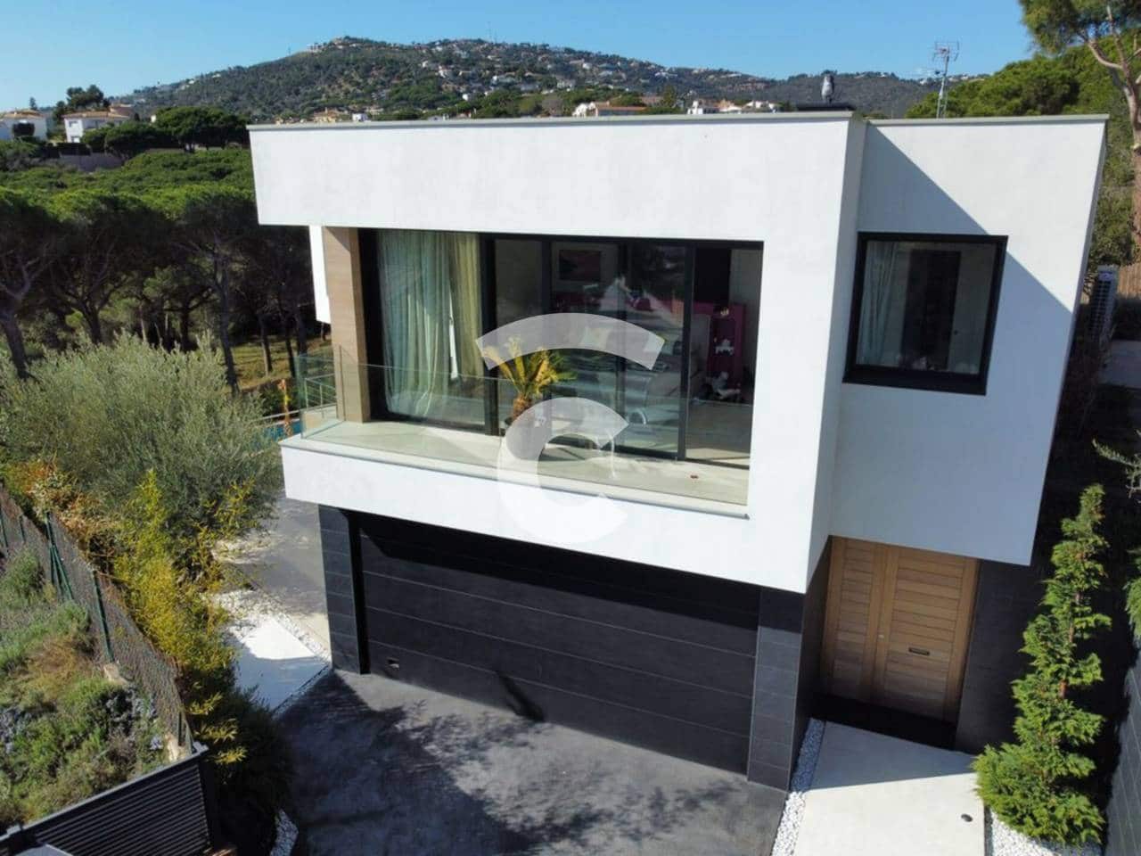 6 bedroom Villa for sale in Castell-Platja d'Aro with pool garage - € 3,000,000 (Ref: 9332677)