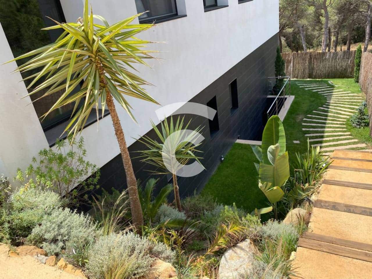 6 bedroom Villa for sale in Castell-Platja d'Aro with pool garage - € 3,000,000 (Ref: 9332677)