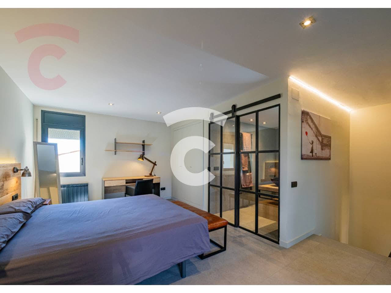 3 soverom Leilighet til salgs i Vic med garasje - € 297 000 (Ref: 9355334)