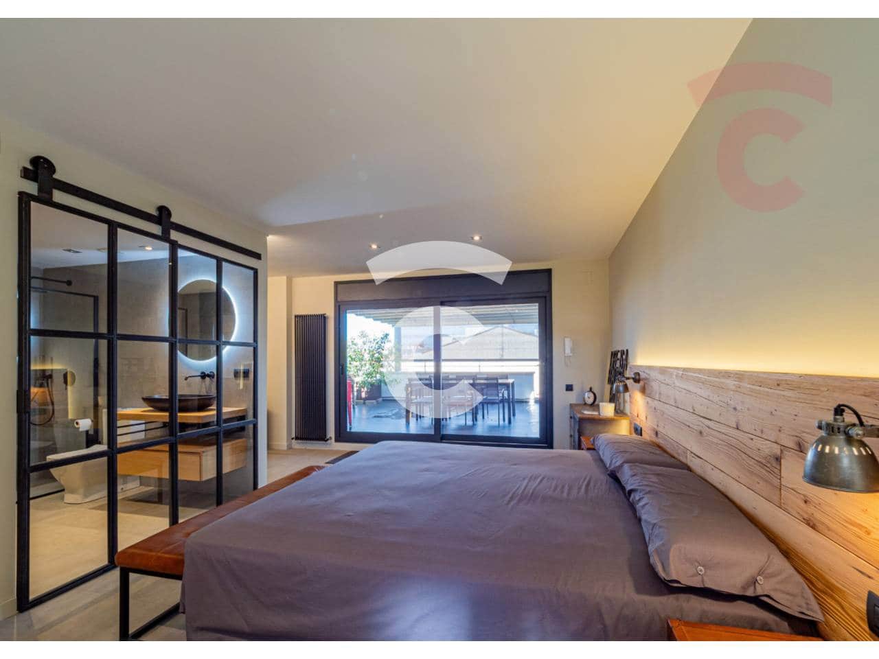 3 soverom Leilighet til salgs i Vic med garasje - € 297 000 (Ref: 9355334)