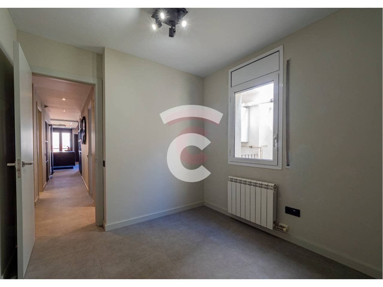 3 soverom Leilighet til salgs i Vic med garasje - € 297 000 (Ref: 9355334)