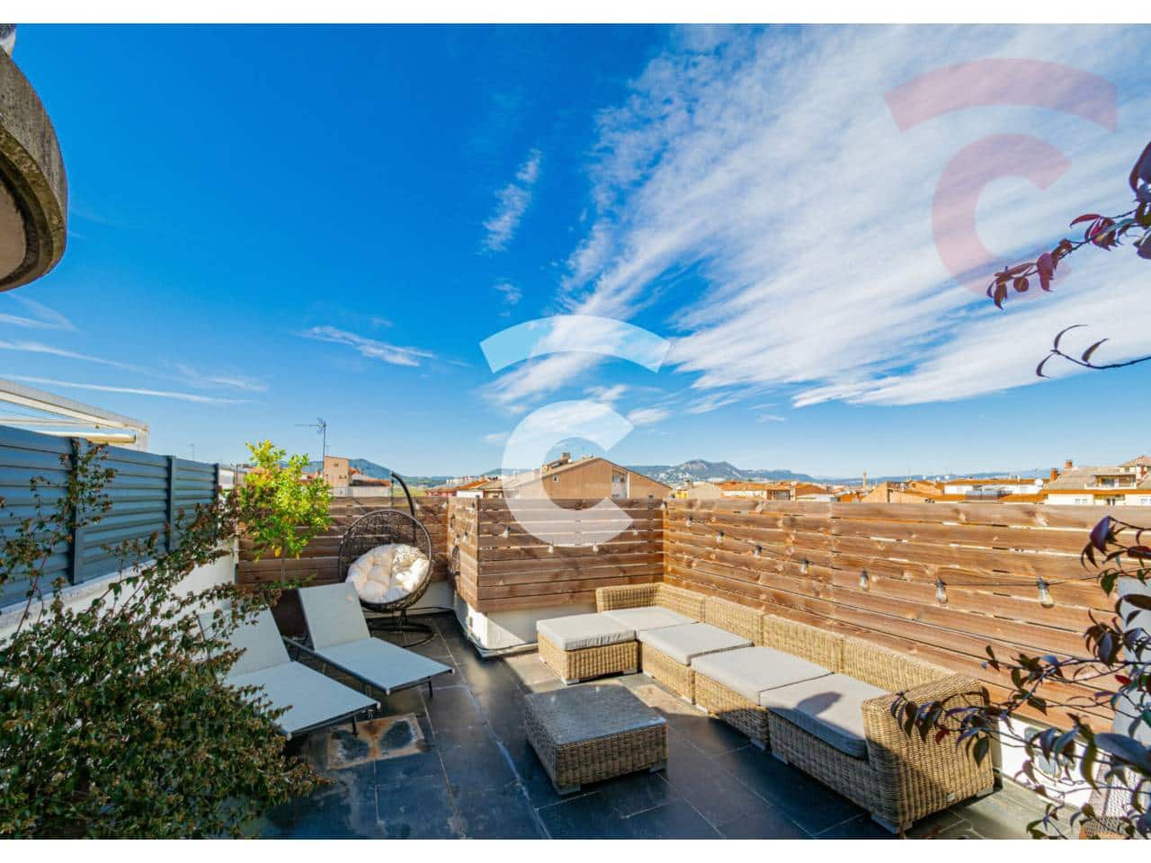 3 soverom Leilighet til salgs i Vic med garasje - € 297 000 (Ref: 9355334)