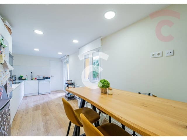 Piso de 3 habitaciones en Tona en venta - 250.000 € (Ref: 9361967)