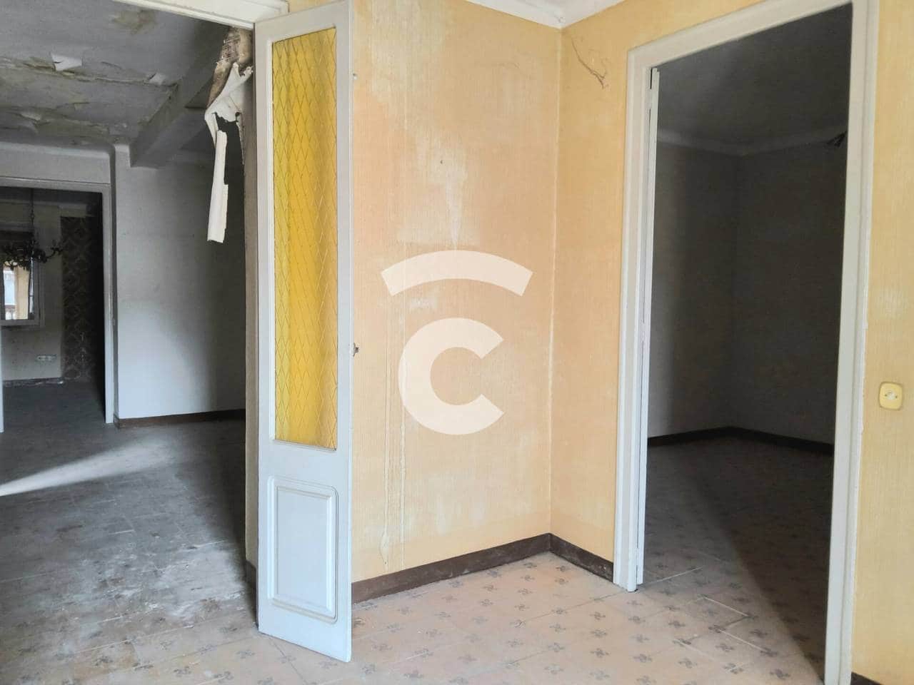 Local Commercial à vendre à Manlleu - 260 000 € (Ref: 9432765)
