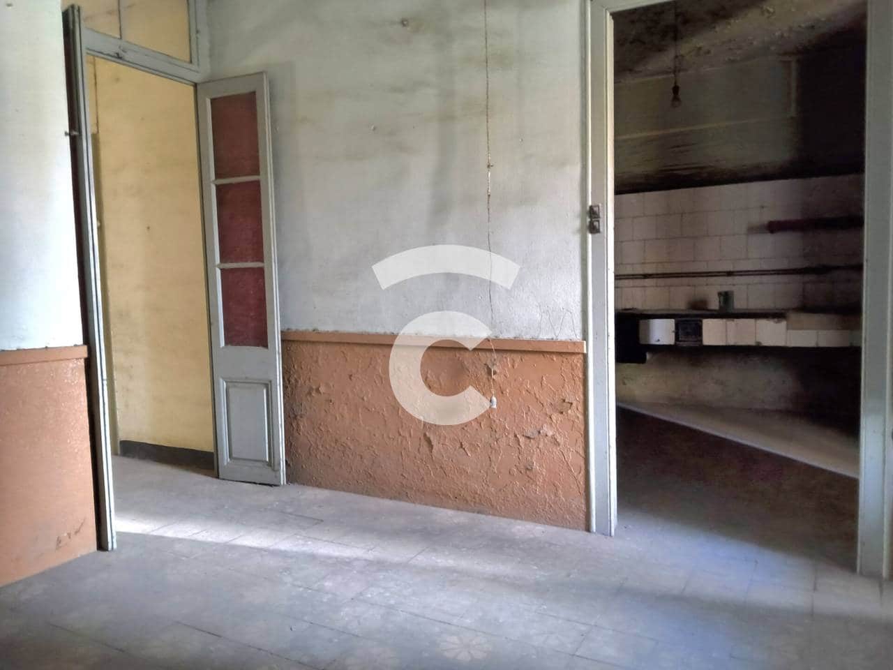 Local Commercial à vendre à Manlleu - 260 000 € (Ref: 9432765)