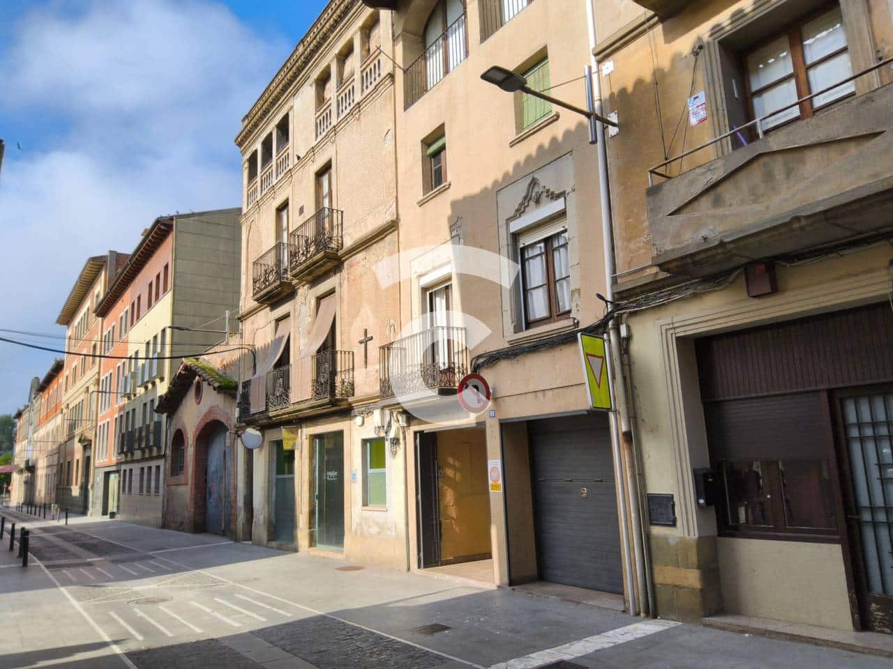 Local Commercial à vendre à Manlleu - 260 000 € (Ref: 9432765)