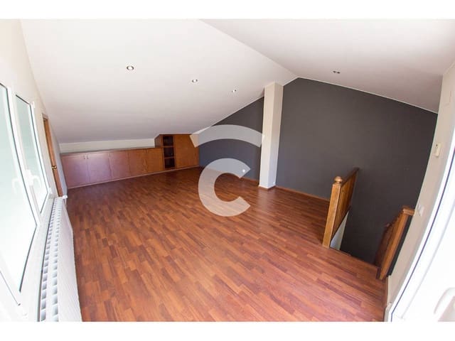 3 soveværelse Lejlighed til leje i Manlleu med garage - € 734 (Ref: 9581412)