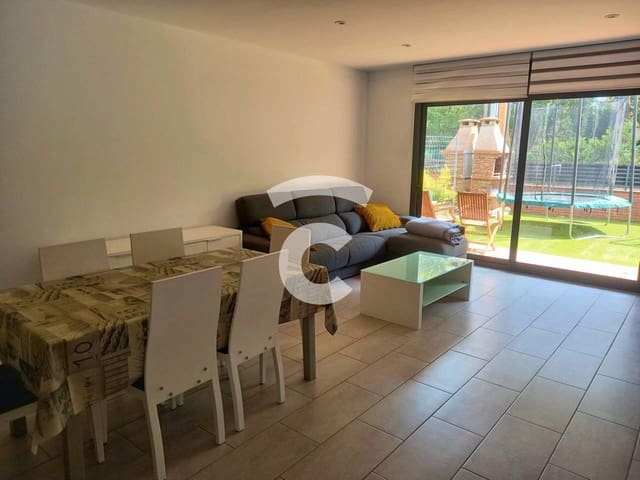 3 quarto Moradia para venda em Viladrau com garagem - 375 000 € (Ref: 9629514)