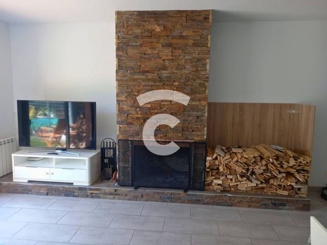 3 quarto Moradia para venda em Viladrau com garagem - 375 000 € (Ref: 9629514)