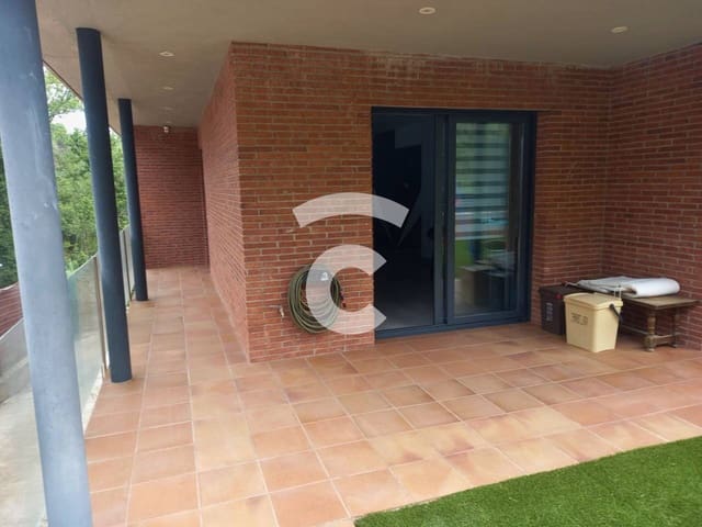 3 quarto Moradia para venda em Viladrau com garagem - 375 000 € (Ref: 9629514)