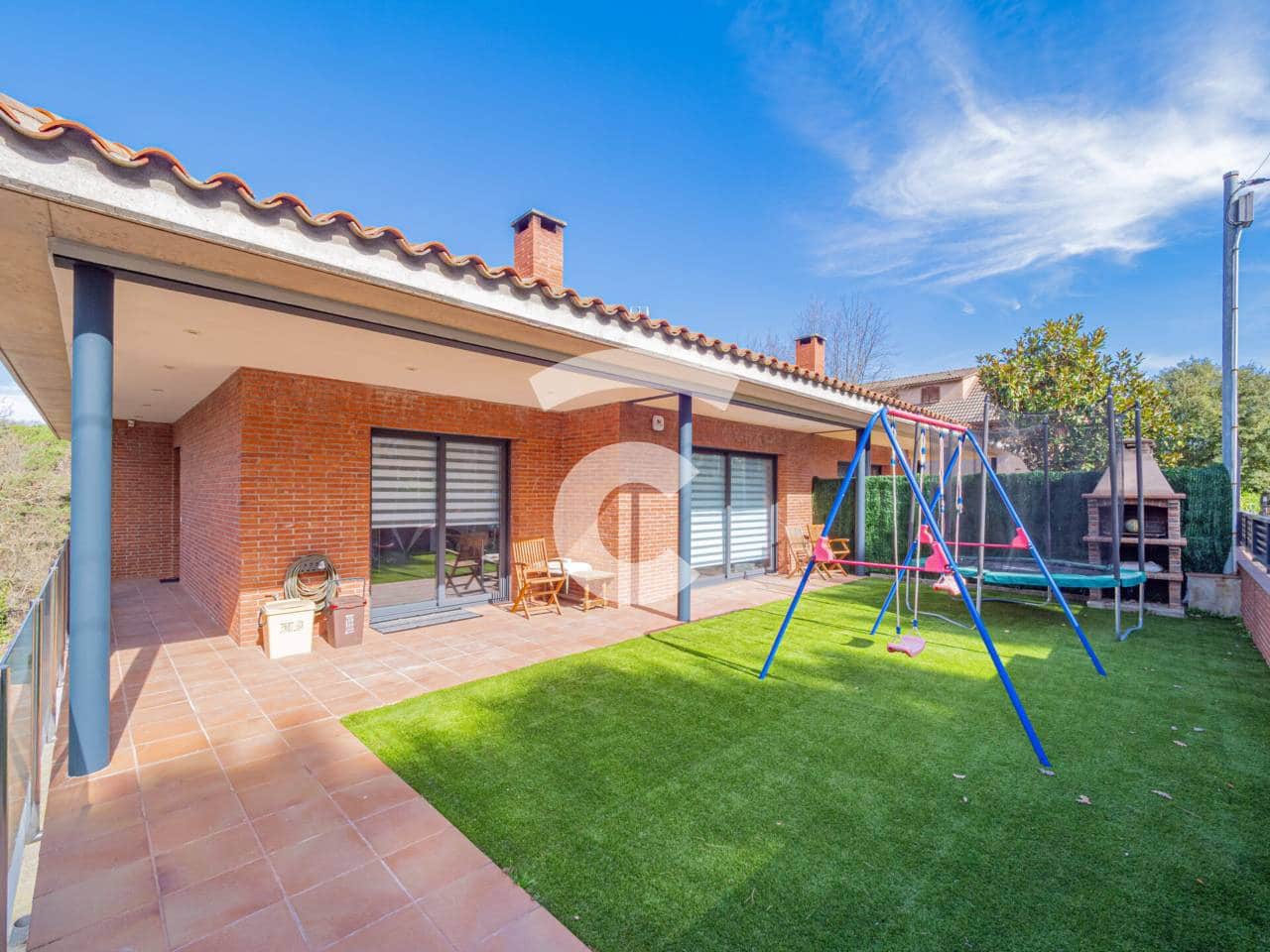 3 slaapkamer Villa te koop in Viladrau met garage - € 375.000 (Ref: 9629514)