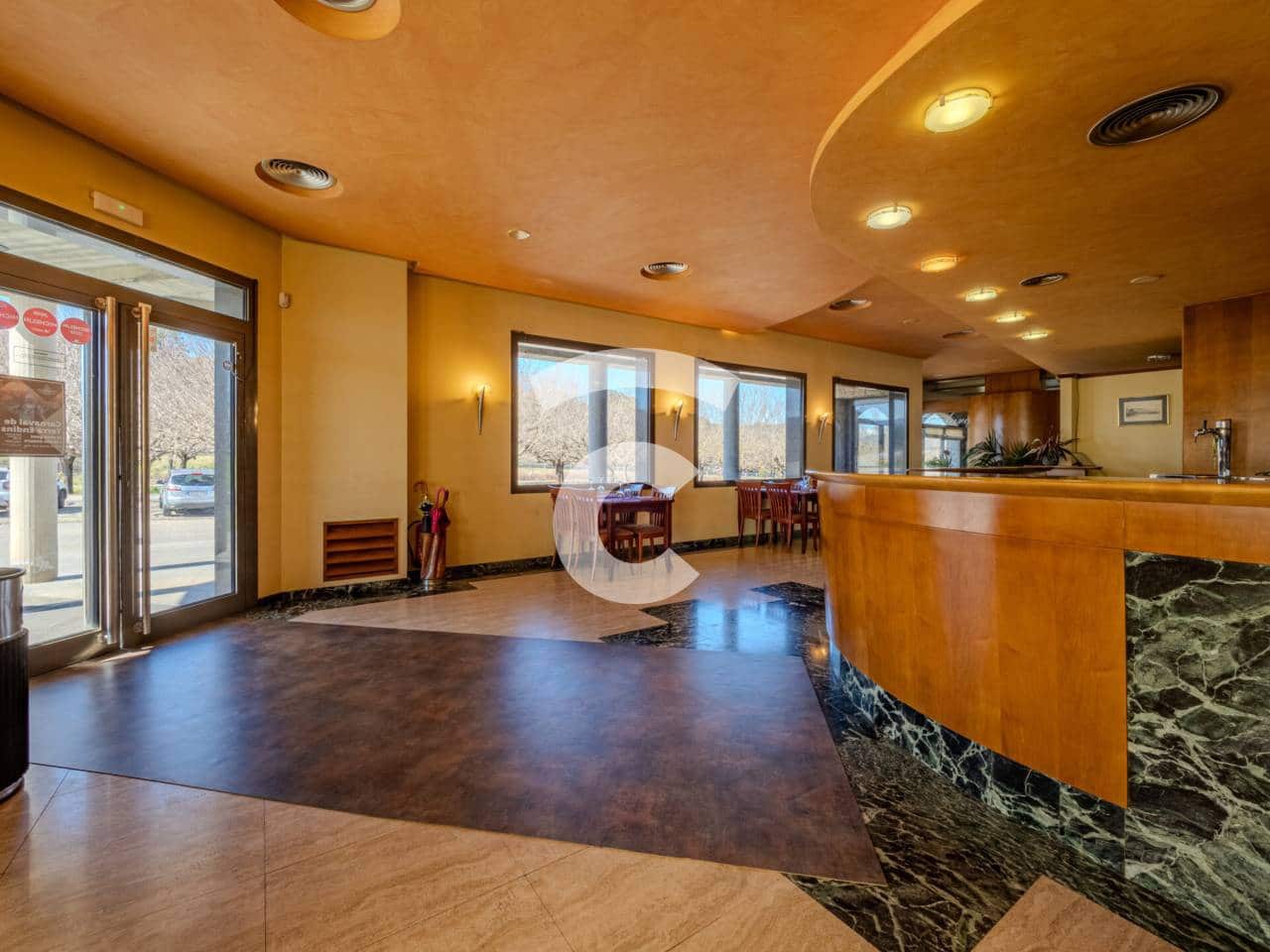 Restaurante/Bar para venda em Oris - 3 000 000 € (Ref: 9665738)