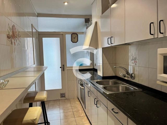 3 sypialnia Mieszkanie na sprzedaż w Torelló z garażem - 140 000 € (Ref: 9697918)
